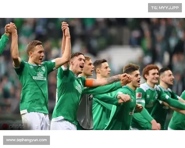 法甲冠军标志的演变与象征意义解析：从传统到现代的足球荣誉之路