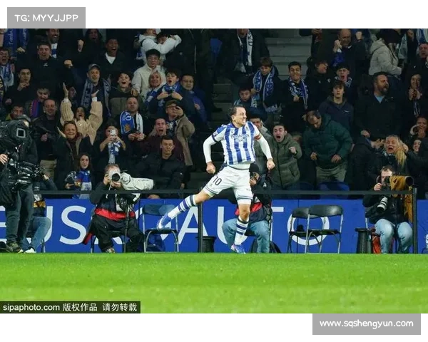 巴萨进攻体系解析：球员间默契配合与战术布局的完美结合